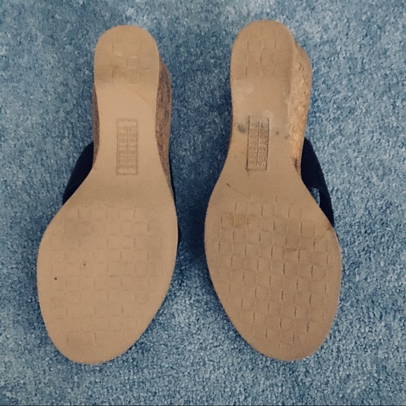 Sandals - Picture 3 of 3